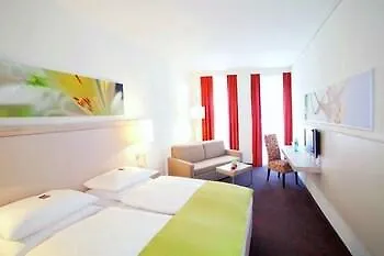 H+ Hotel 4*