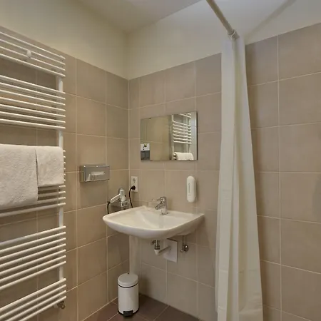 H+ Hotel 4*