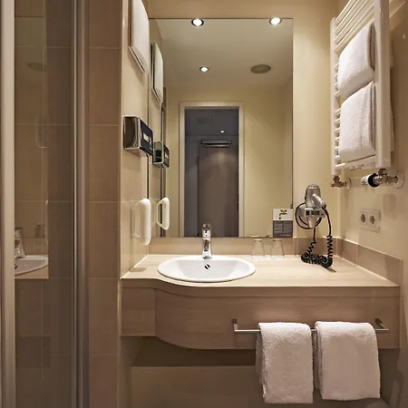 H+ 4* München