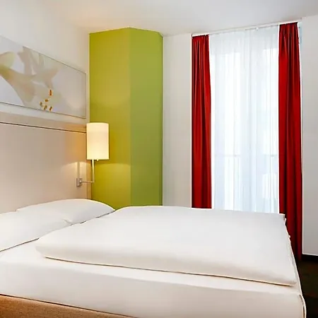 H+ Hotel
