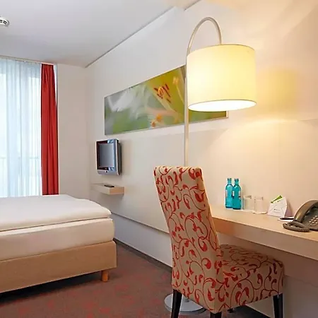 Hotel H+ 4*