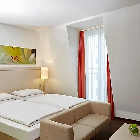 Hotel H+ München