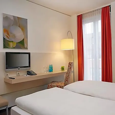 Hotel H+ München