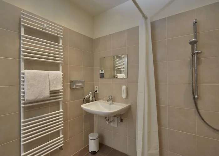 H+ Hotel 4*