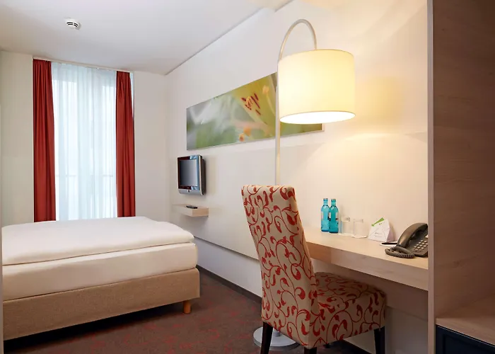 Hotel H+ 4*