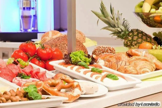 H+ Ξενοδοχείο