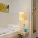 H+ Hotell
