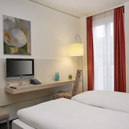 H+ Отель Мюнхен