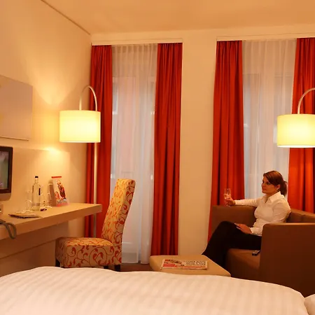 Hotel H+ München