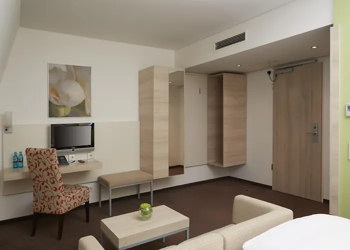 H+ Hotel 4*